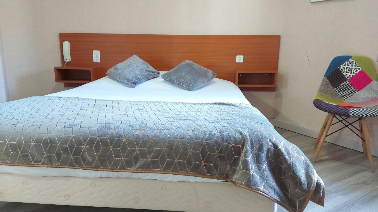 Logis Hotel Vannes Nord Le Clos Des Hortensias Locqueltas Eksteriør billede