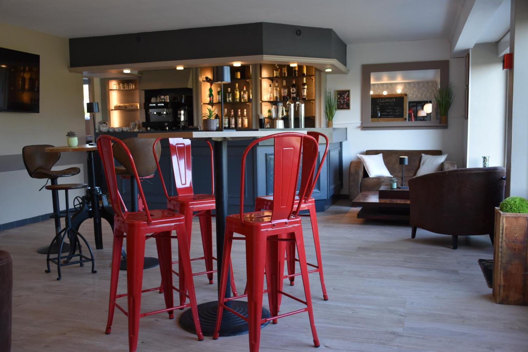 Logis Hotel Vannes Nord Le Clos Des Hortensias Locqueltas Eksteriør billede